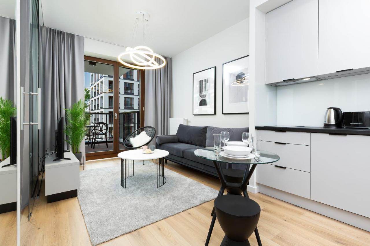 Apartments Browary Warszawskie By Noclegi Renters Varsovia Exterior foto