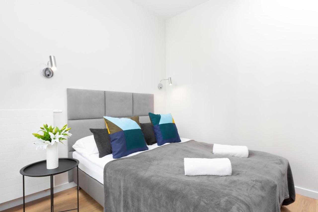 Apartments Browary Warszawskie By Noclegi Renters Varsovia Exterior foto